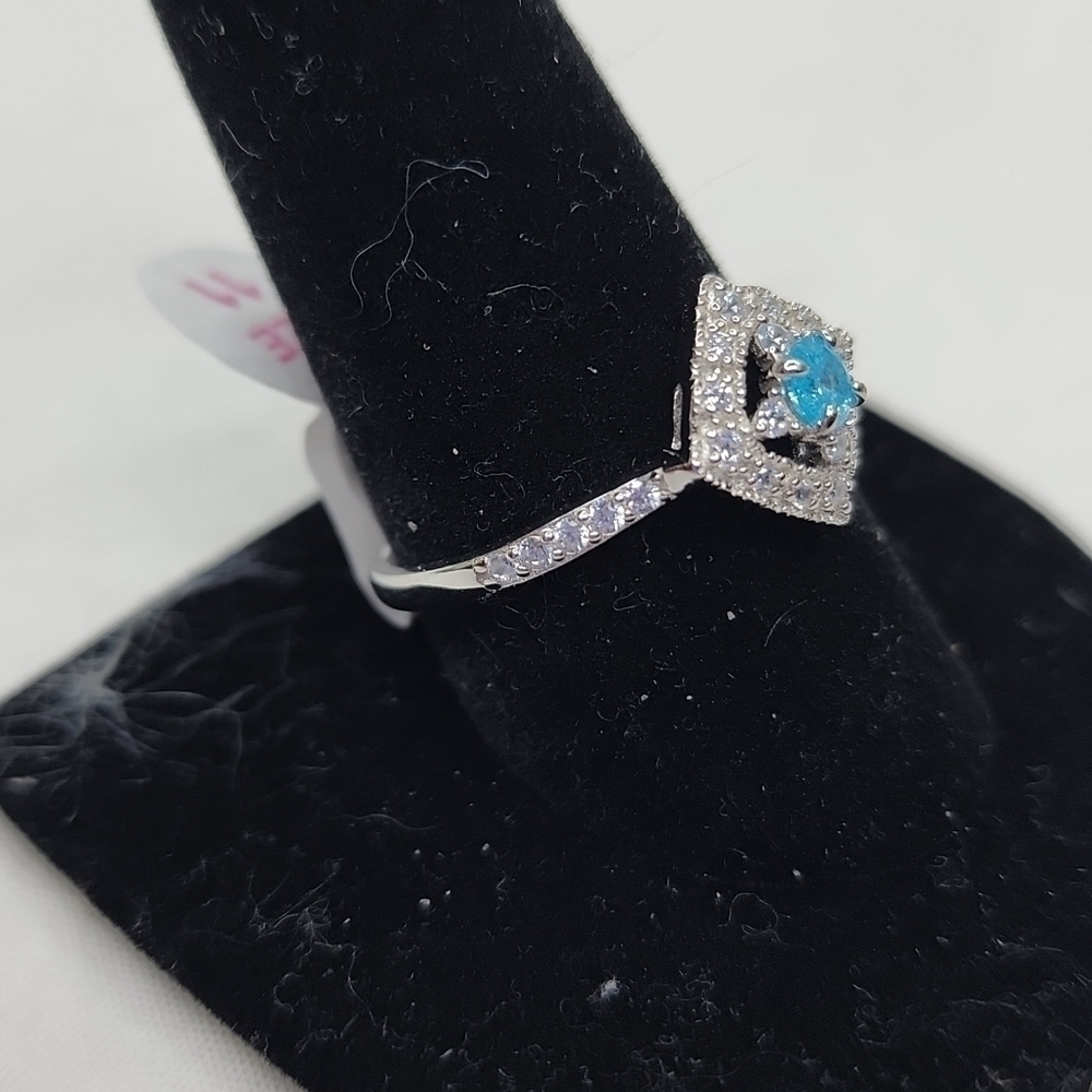 AQUAMARINE RING - Picture 4 of 9